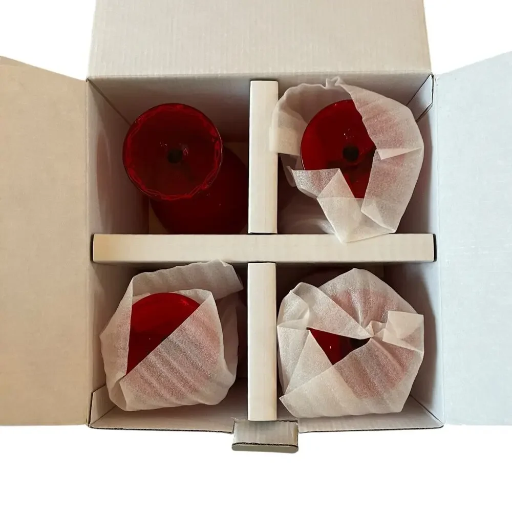 NEIMAN MARCUS Holiday Coupe Glass Set of 4 Red and Gold 6 oz in Gift Box New